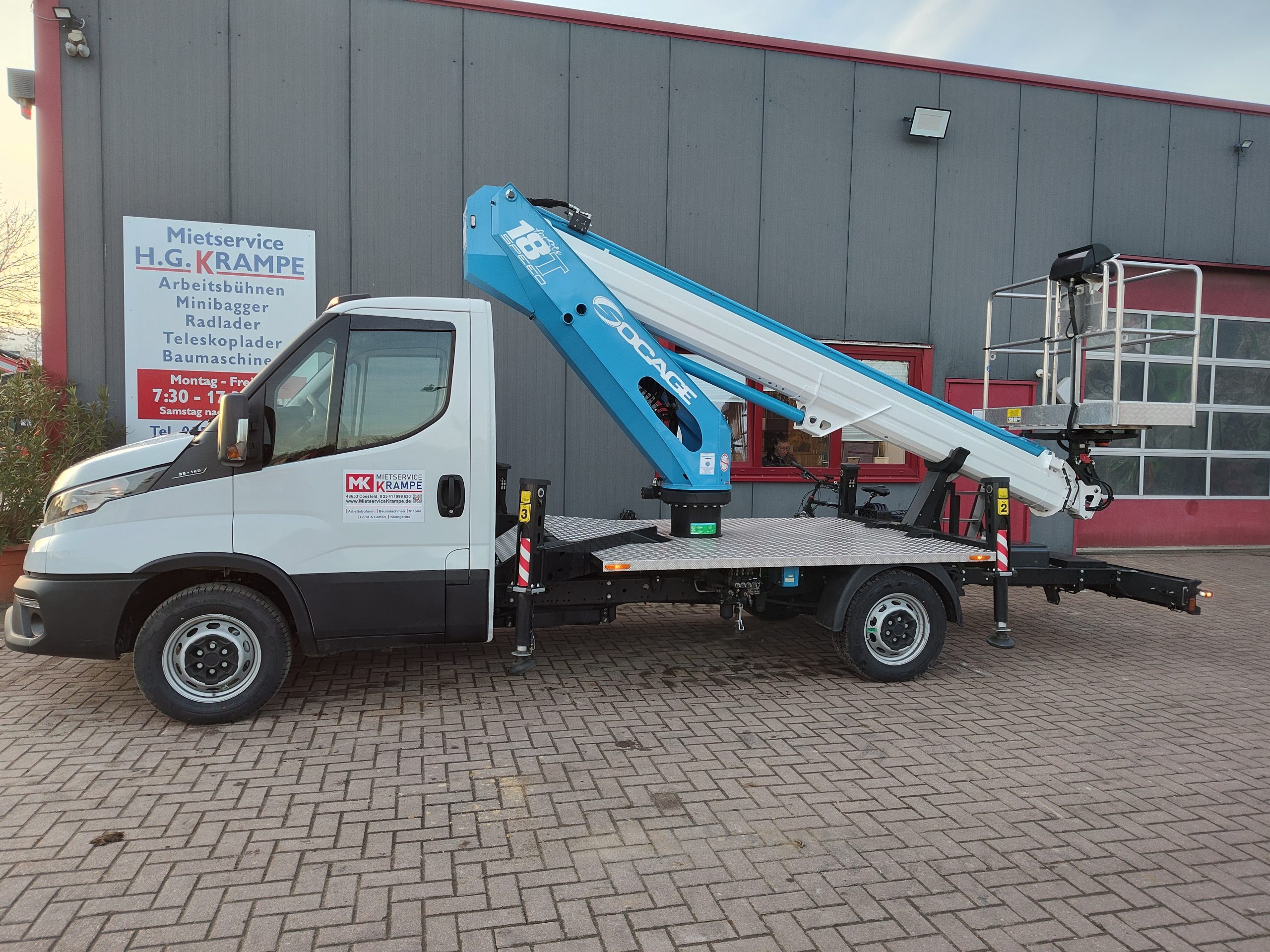 LKW Arbeitsbühne Socage ForSte 18T SPEED